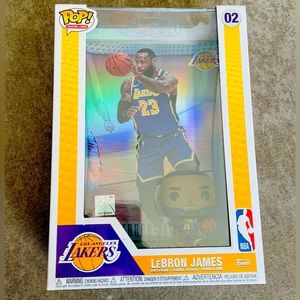 New Lebron James Funko Pop  Trading Card and Vinyl Figure